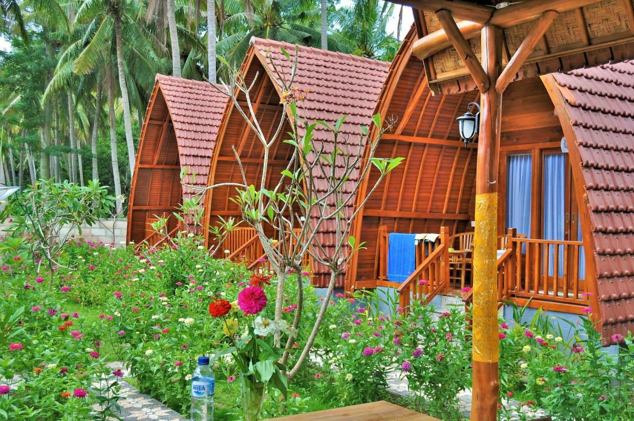 The Peace Arta Bungalow Batununggul エクステリア 写真