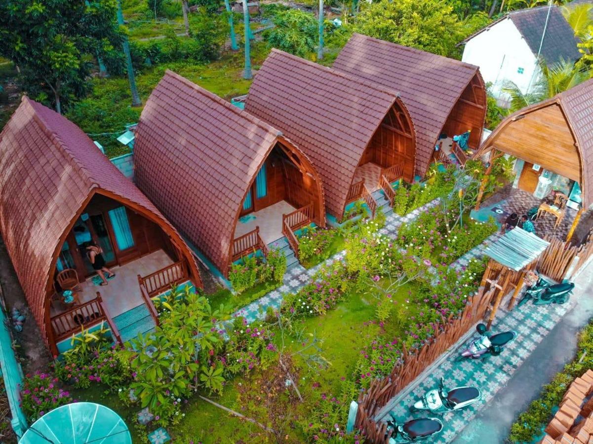 The Peace Arta Bungalow Batununggul エクステリア 写真